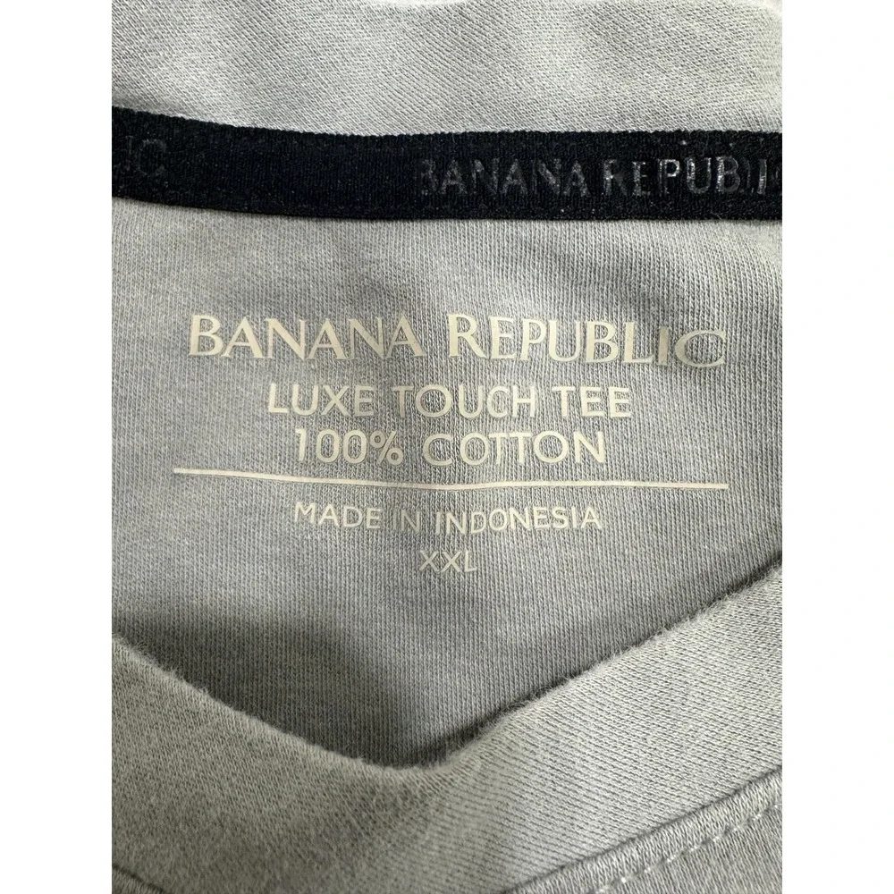 Banana Republic Men's Luxe Touch Performance Tee Cotton Gray Size 2XL T-Shirt‎